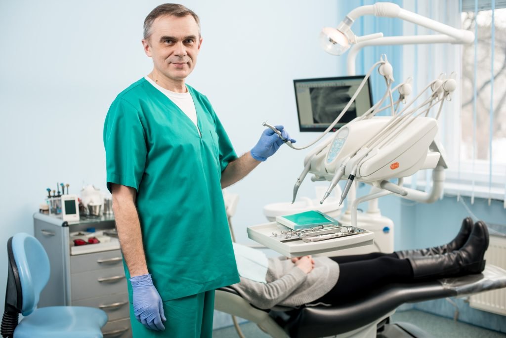 Dentist providing dental services in Blacktown